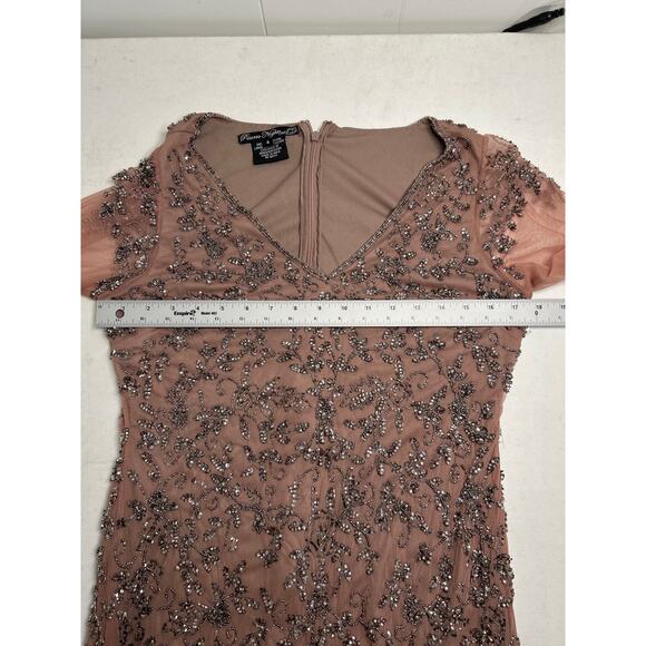 Pisarro Nights Beaded V-Neck A-Line Gown in Mauve Brown. Size 4. - Picture 7 of 9